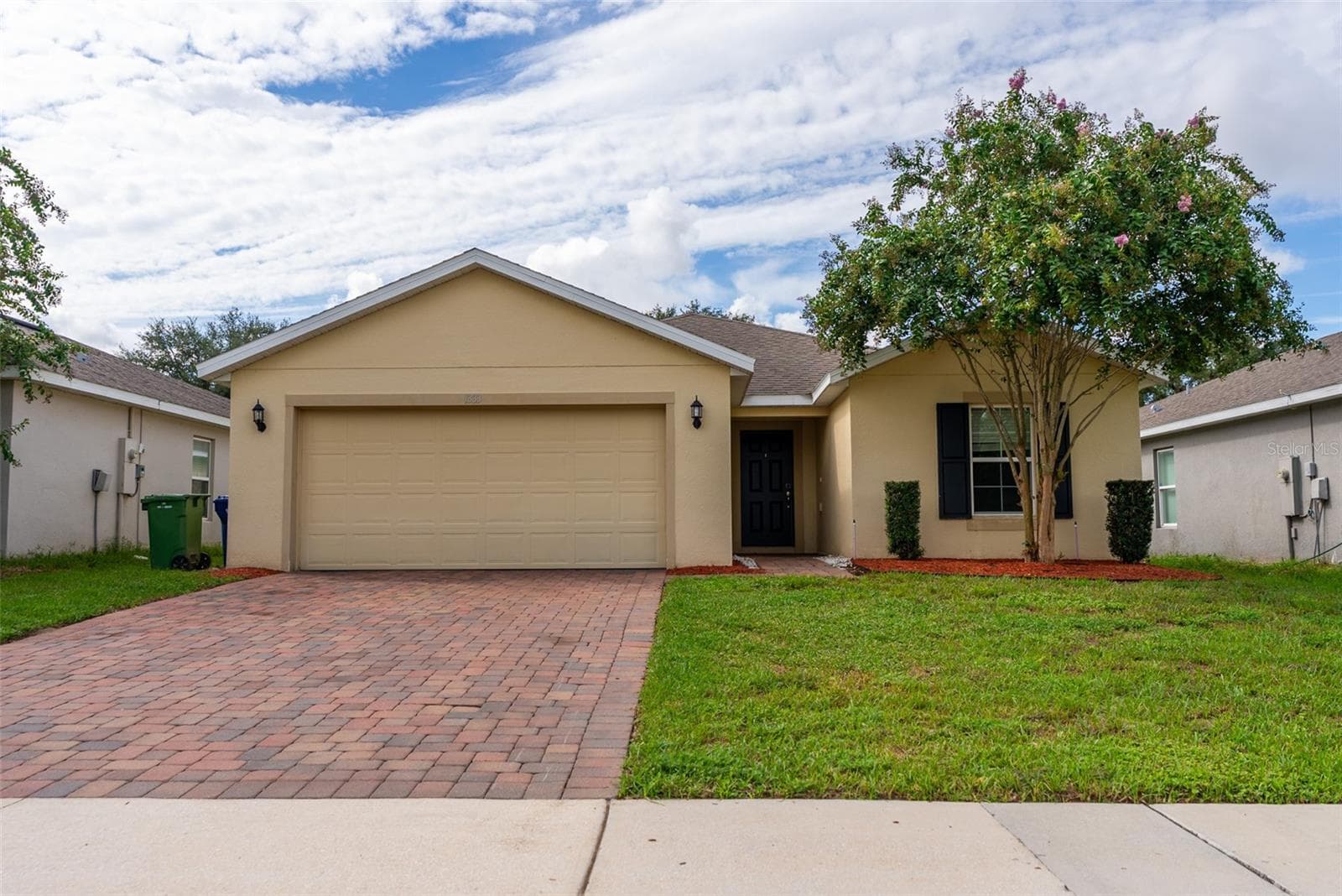 1333 Lucerne Loop Rd NE photo 2