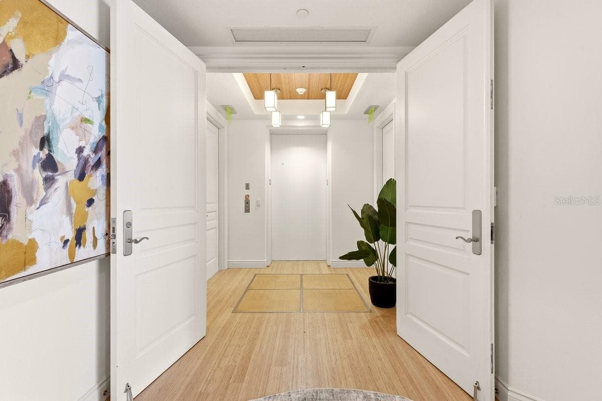 2052 Benjamin Franklin Dr #D702 photo 5