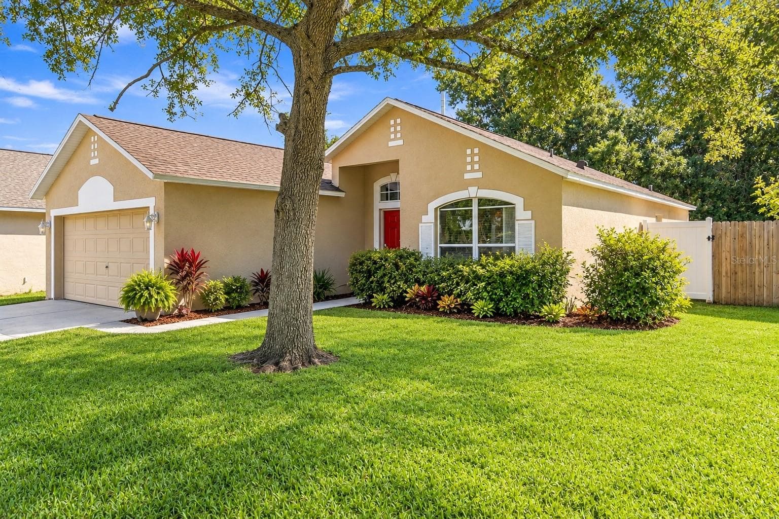 13004 Waterbourne Dr photo 4
