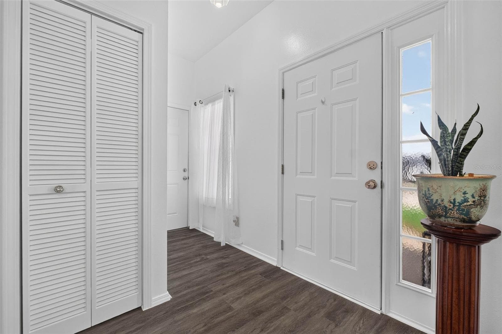 6364 Lolly Bay Loop NE photo 3