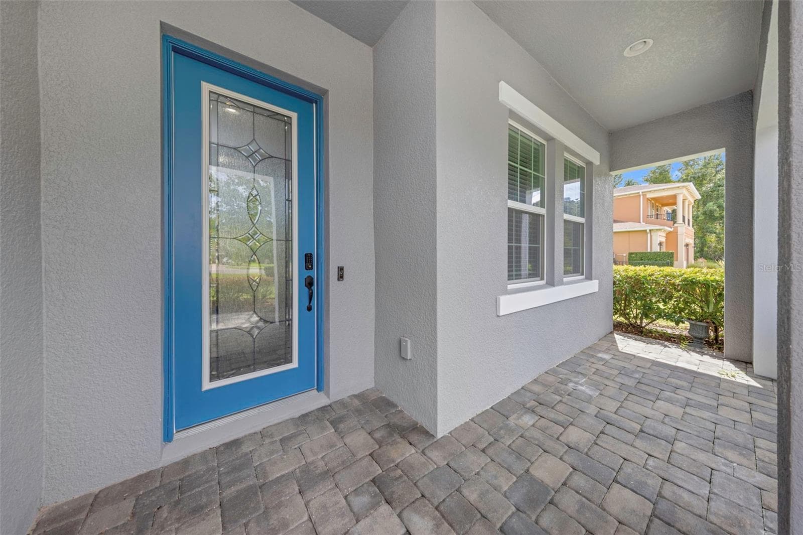 17807 Howsmoor Pl photo 4