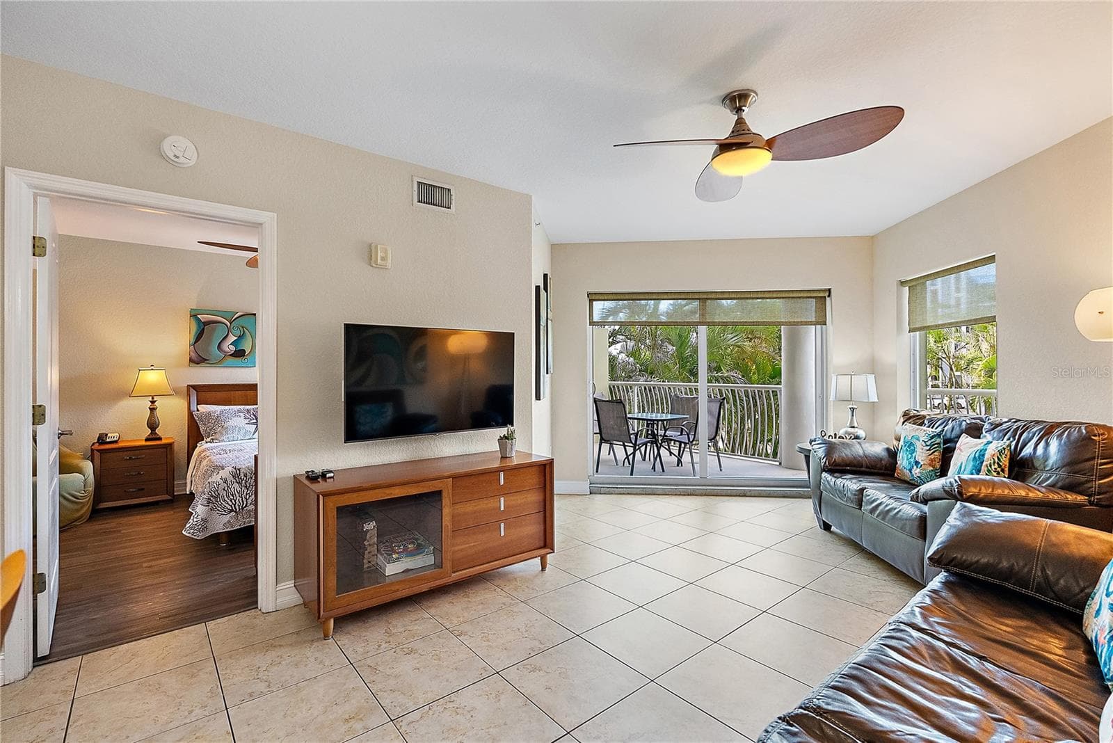 11605 Gulf Blvd #203 photo 2