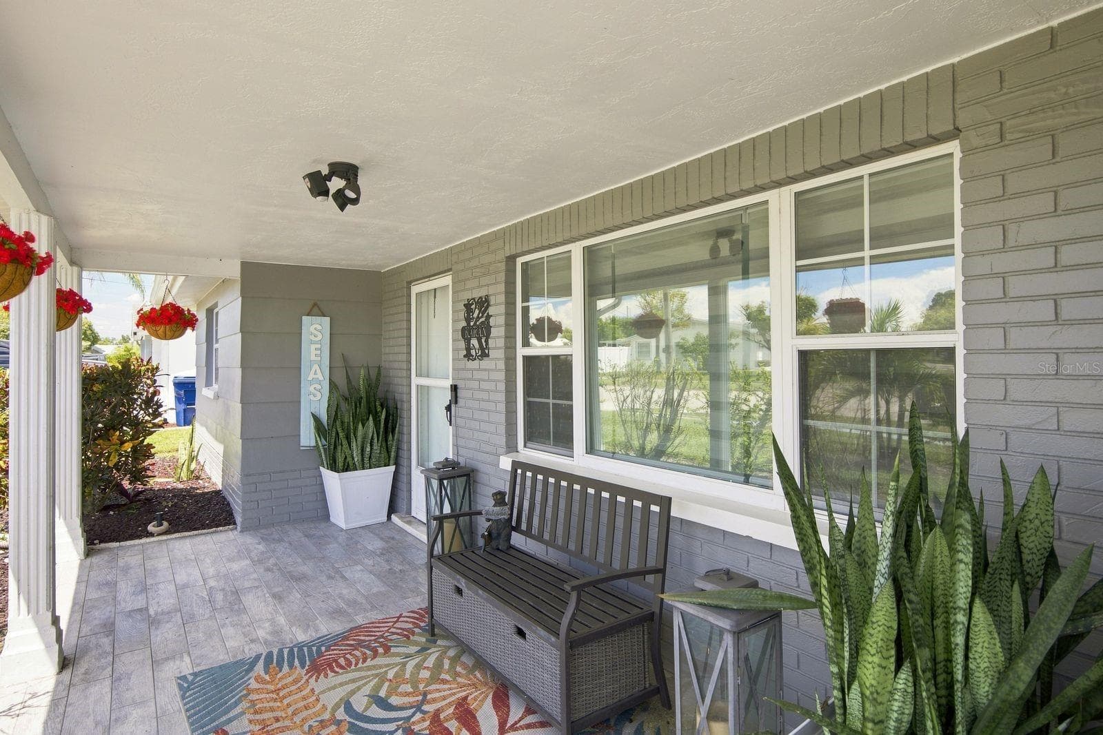 1324 Chancellor Dr photo 5