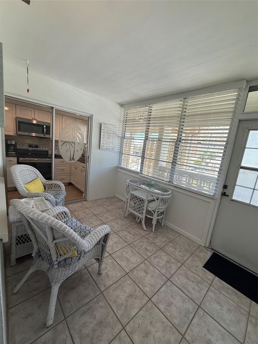 4455 Duhme Rd #305 photo 4