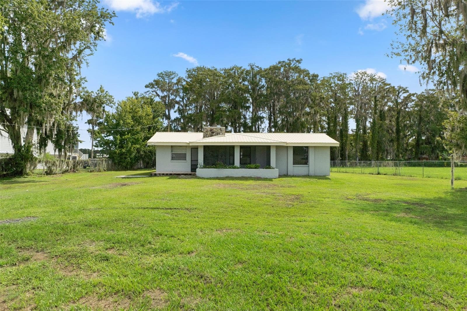 10818 Land O Lakes Blvd photo 3