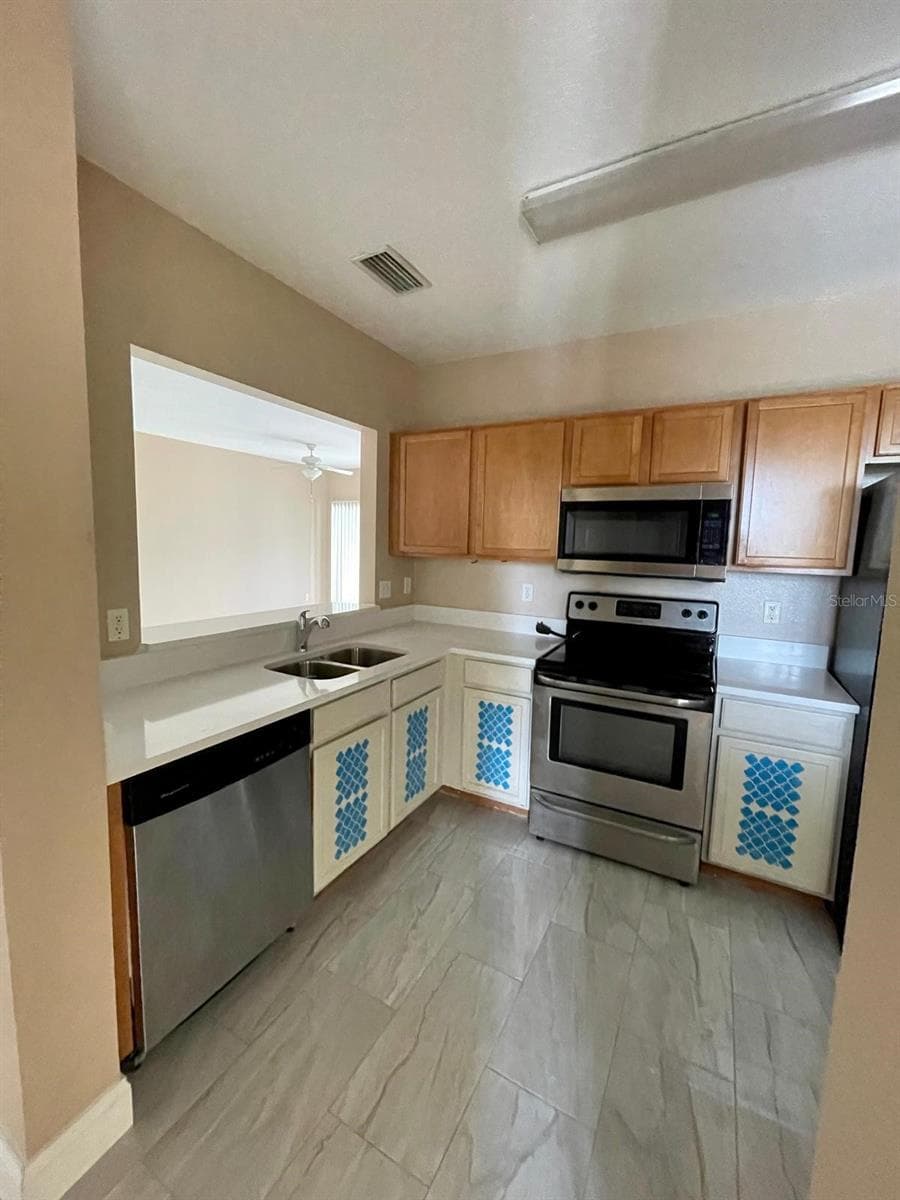 9505 Newdale Way #201 photo 5