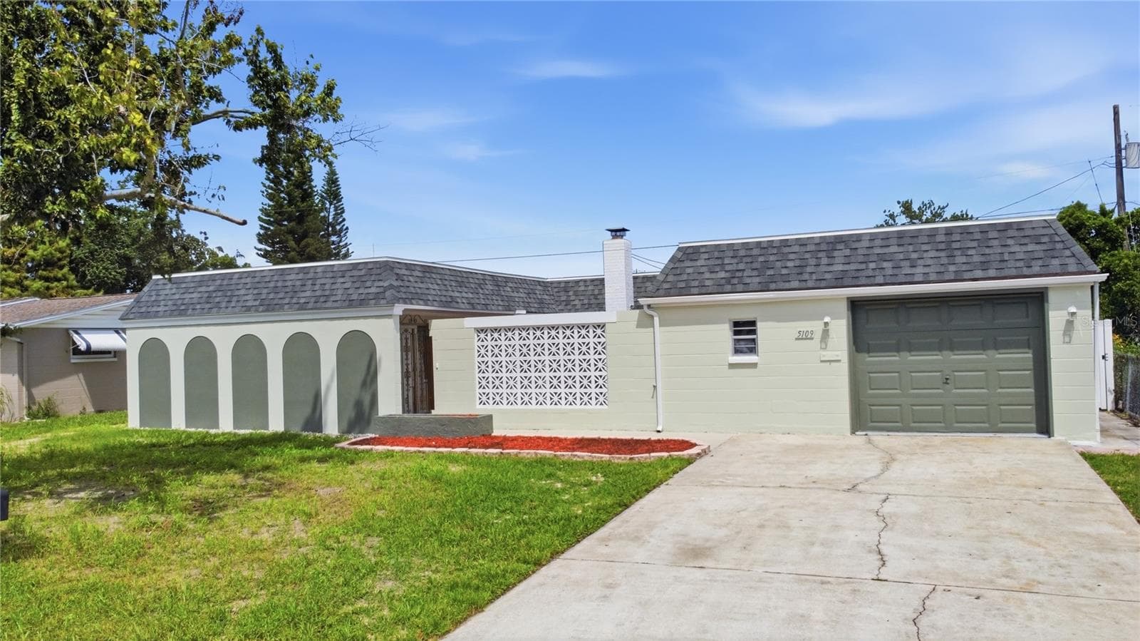 5109 Tilson Dr photo 3
