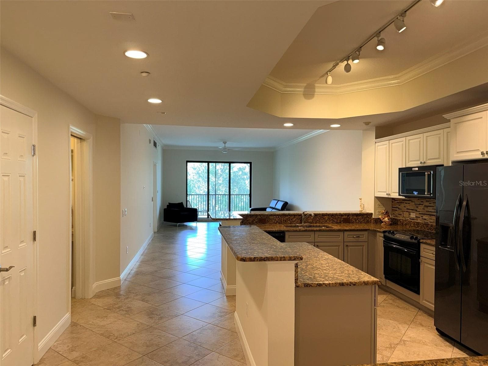 7702 Lake Vista CT #303 photo 5