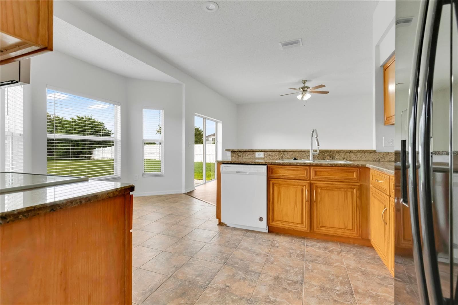 12613 Longcrest Dr photo 5