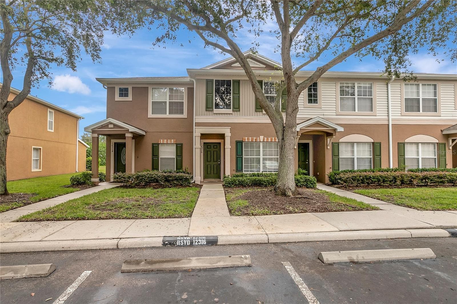 12316 Healey Summit Ln photo 2