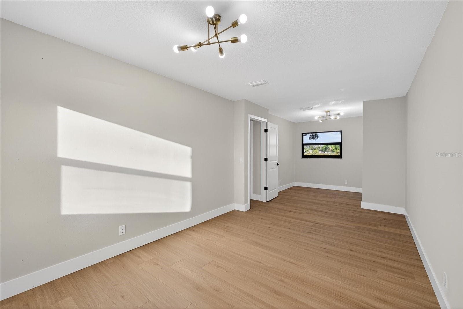 6107 Cole Dr photo 3