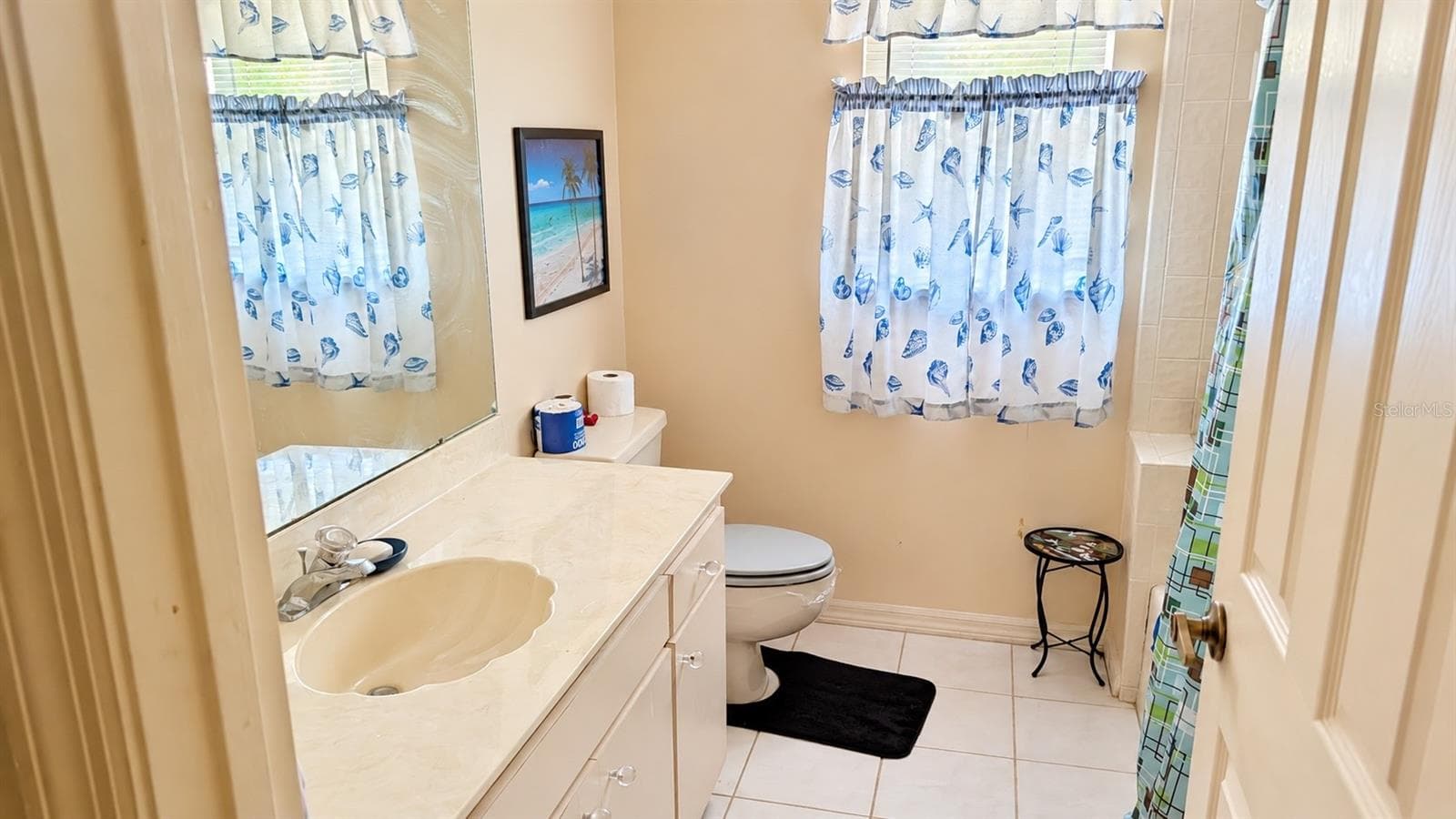 3714 Pond View Ln photo 5