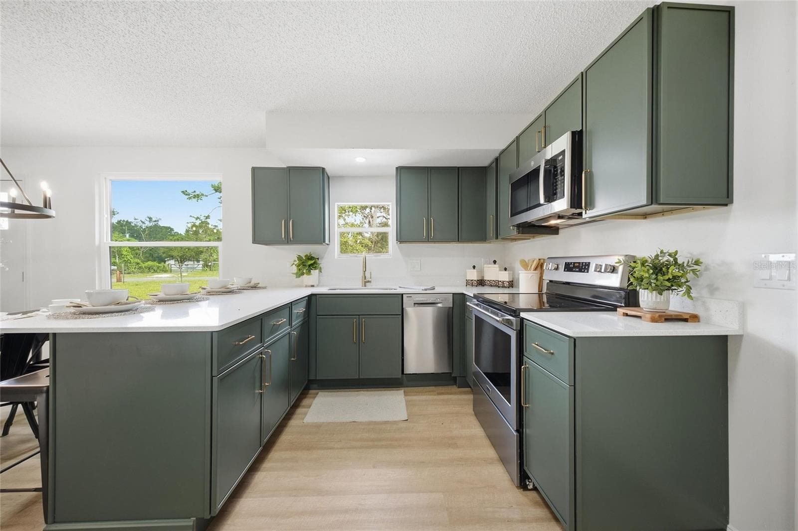 15210 Lancer Rd photo 5