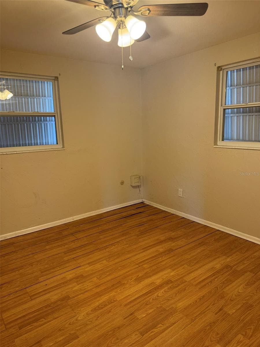 4640 Tropical Ln photo 4