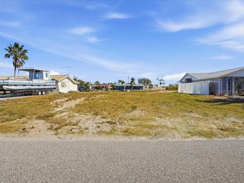 13612 Garris Dr photo 5