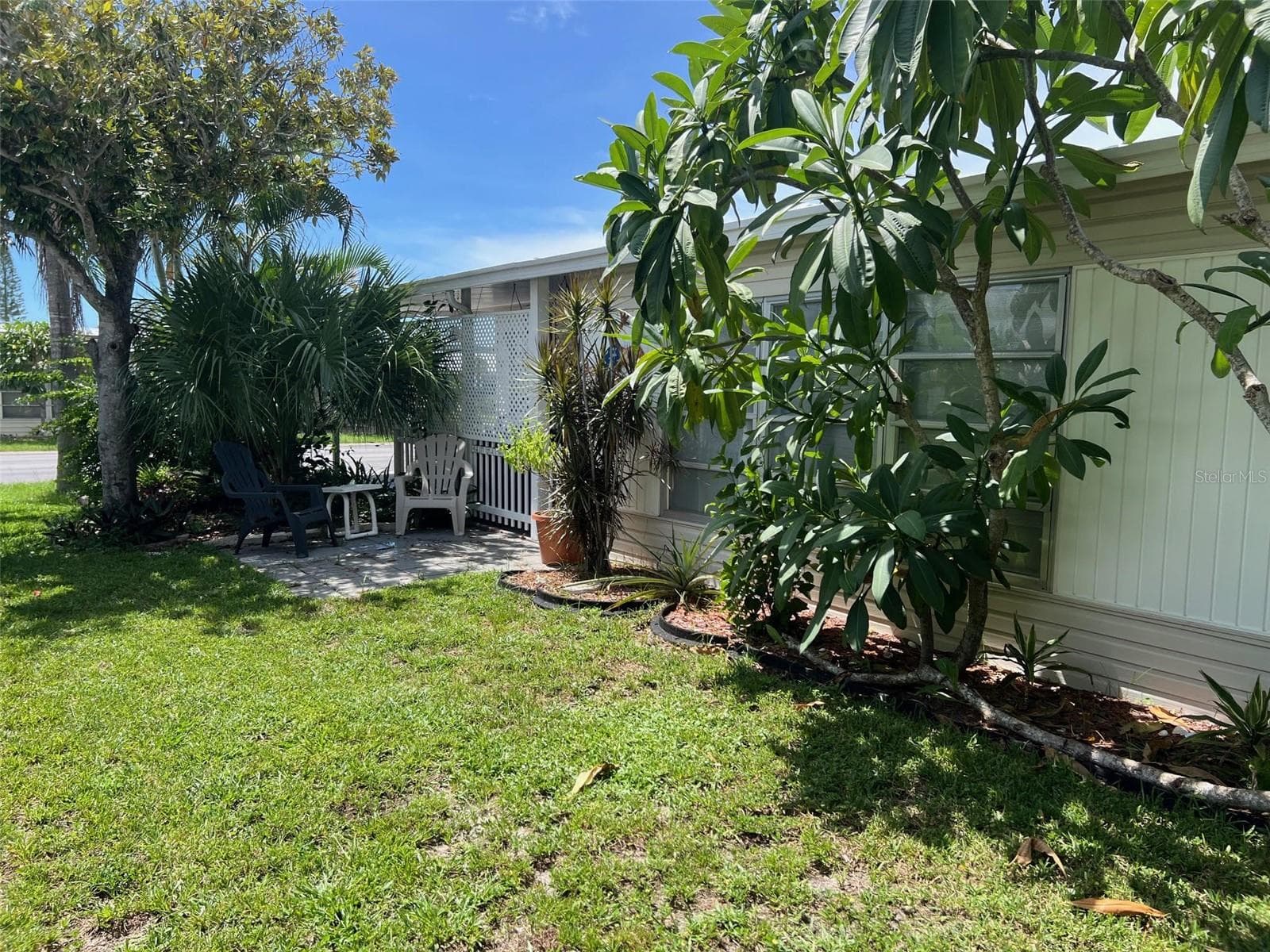 63 Royal Palm Cir photo 5