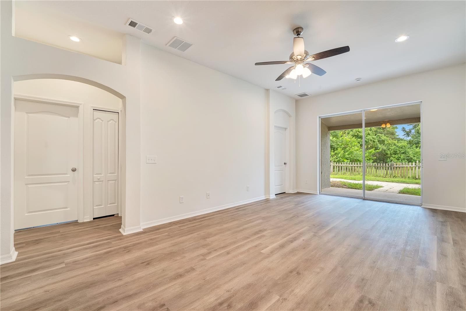 7752 Blue Spring Dr photo 5