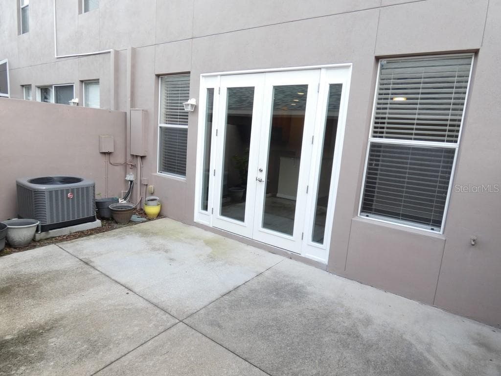 11506 Fountainhead Dr photo 4