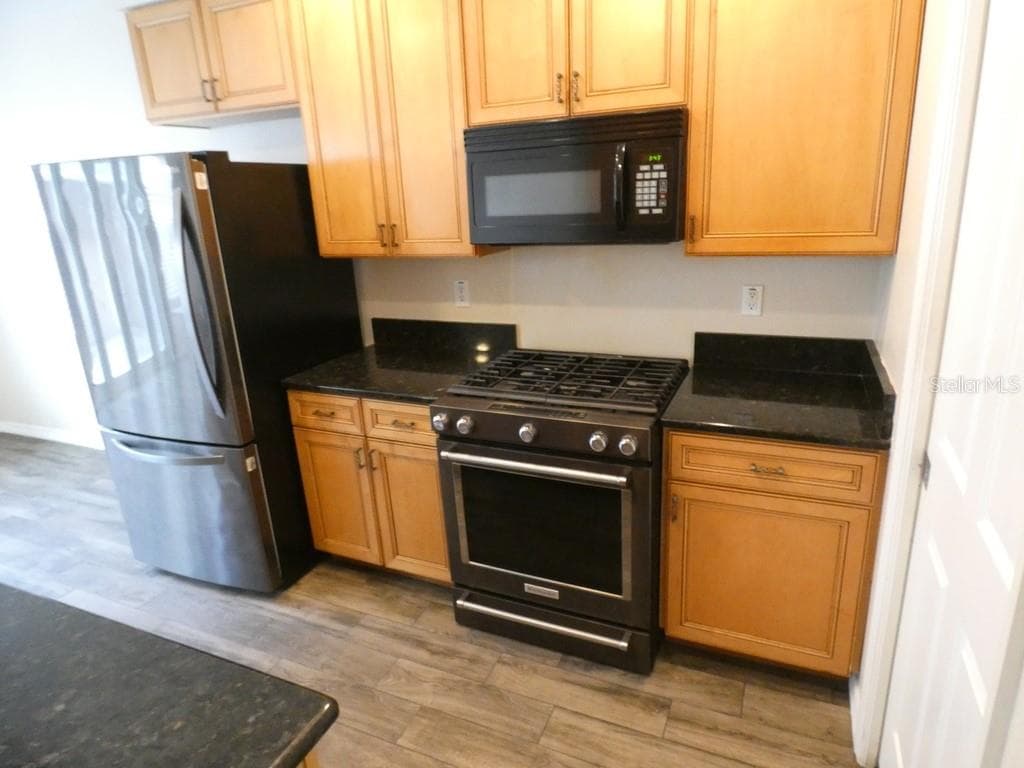 11506 Fountainhead Dr photo 4