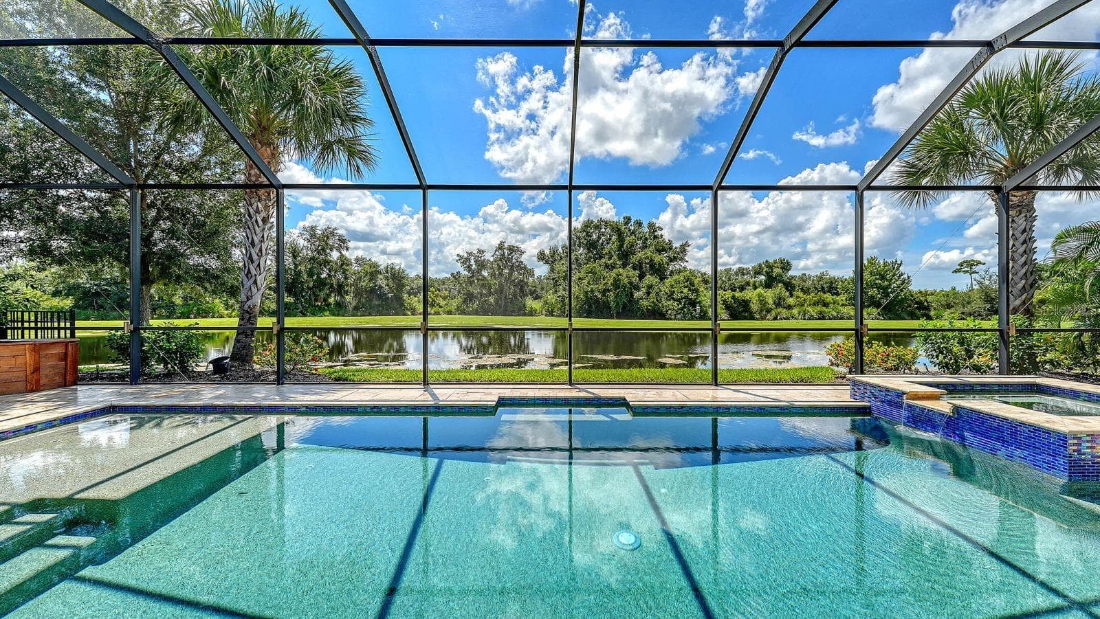 7997 Grande Shores Dr photo 3