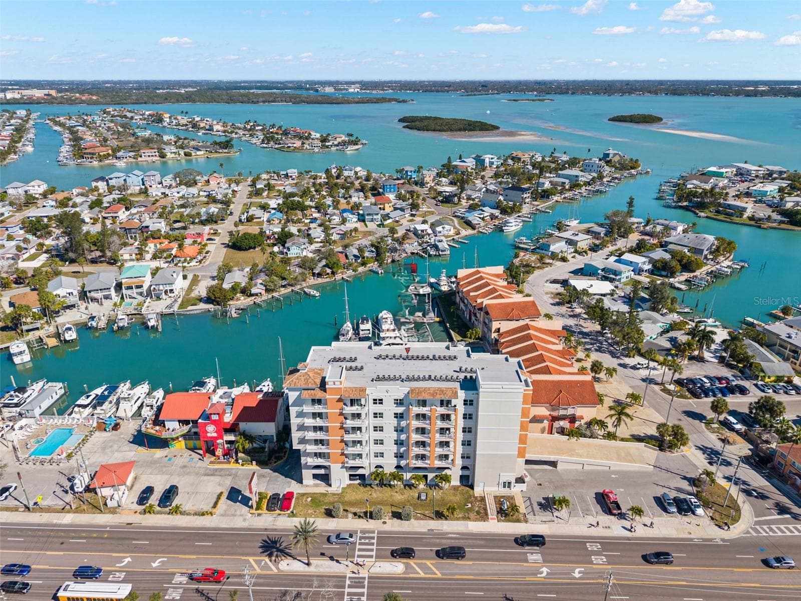 13101 Gulf Blvd #1605 photo 2