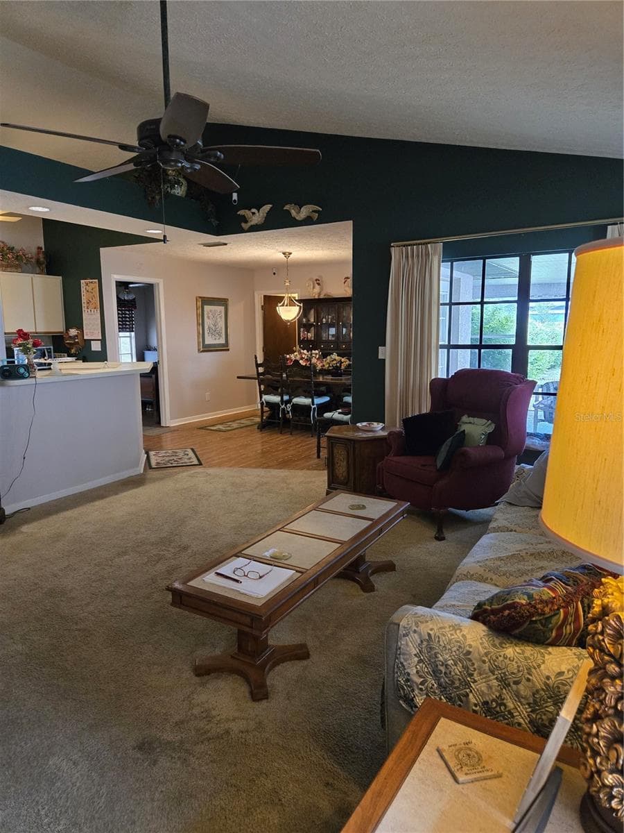 8008 LA Serena Dr photo 3