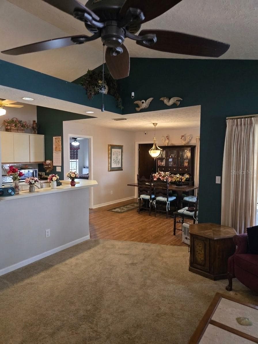8008 LA Serena Dr photo 4