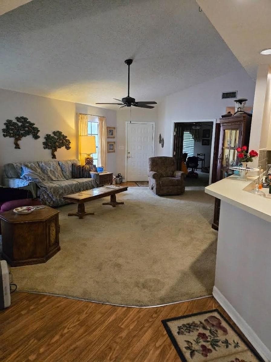 8008 LA Serena Dr photo 5