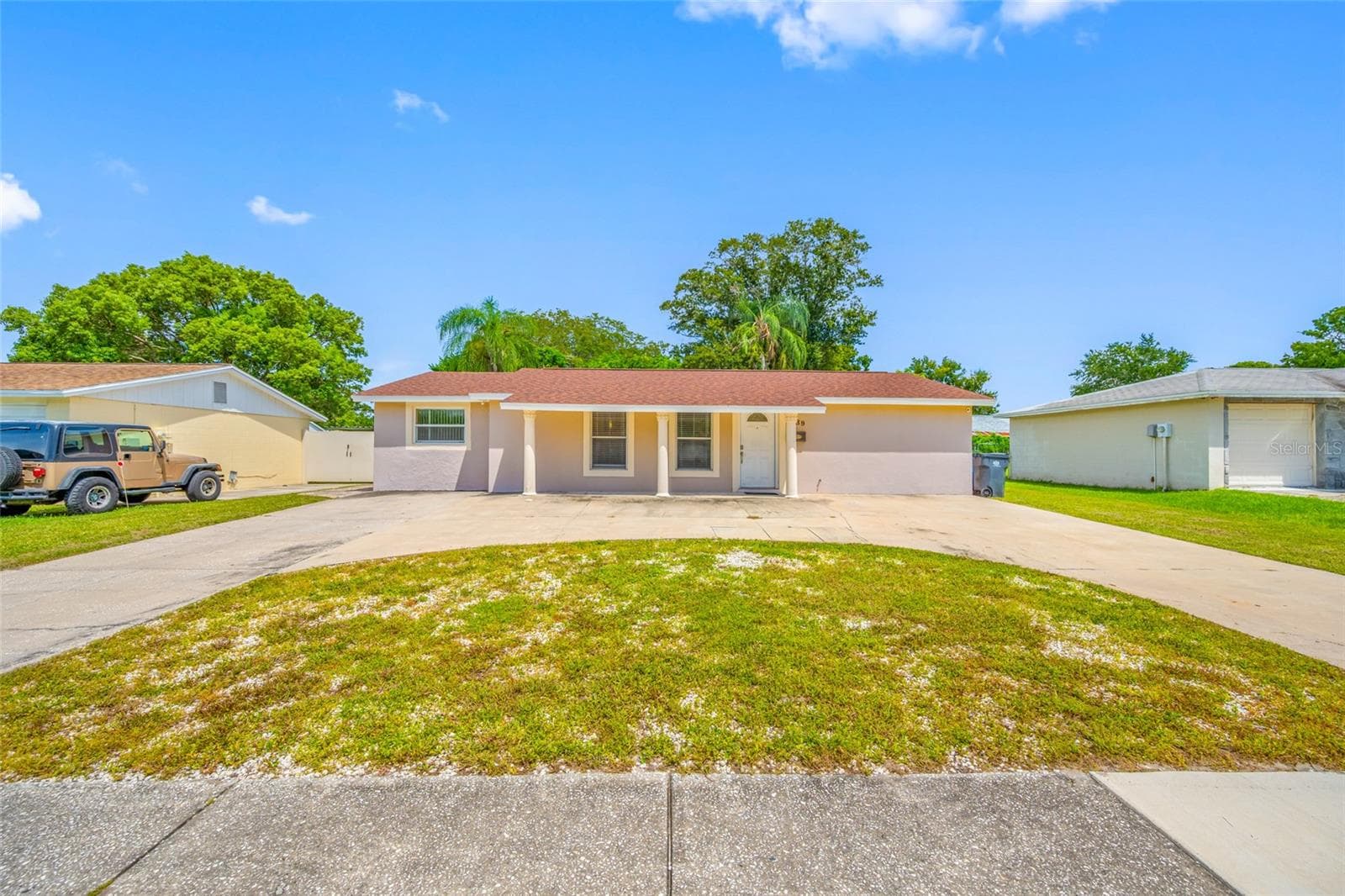8339 Drycreek Dr photo 5