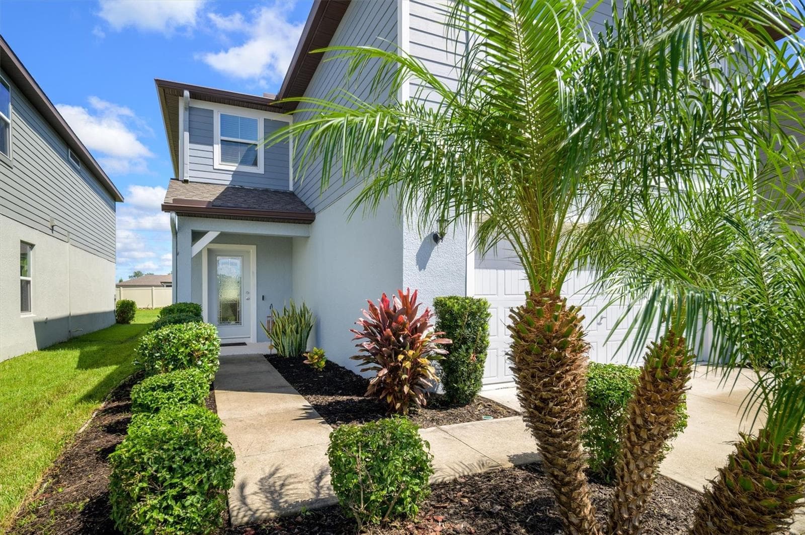 30575 Gilbern Rd photo 2