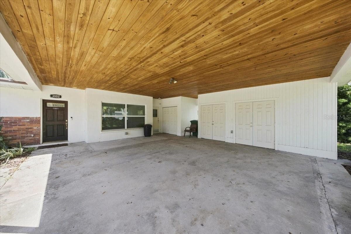 3002 W Marlin Ave photo 2