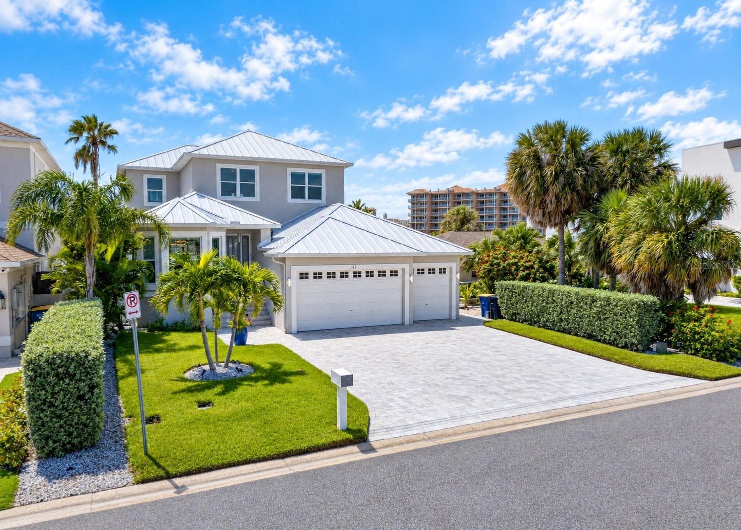 141 Bayside Dr photo 3