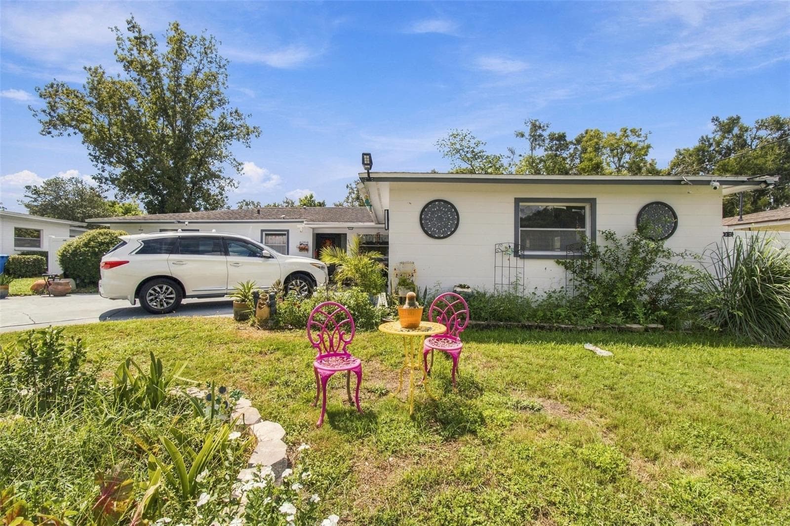 519 S Larry Cir photo 4