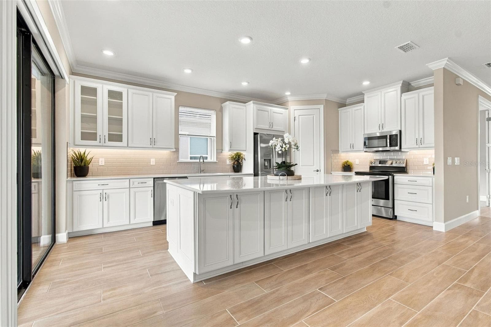 4798 Rosatti Rd photo 5