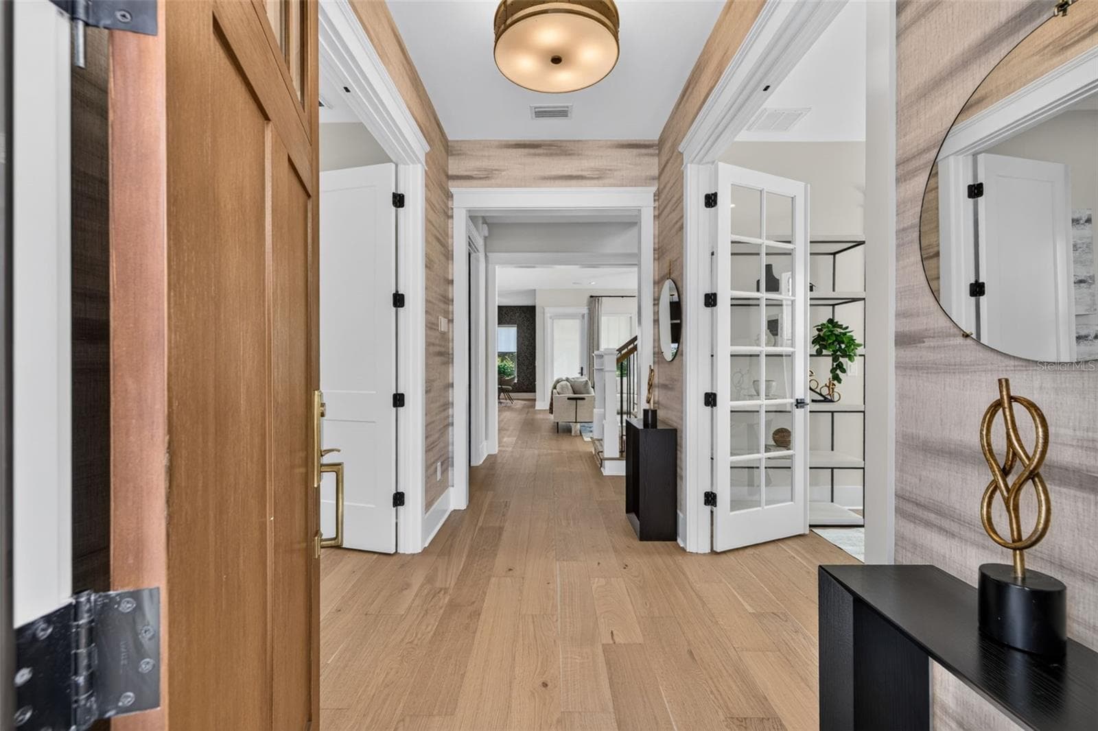 2525 Dartmouth Ave N photo 5