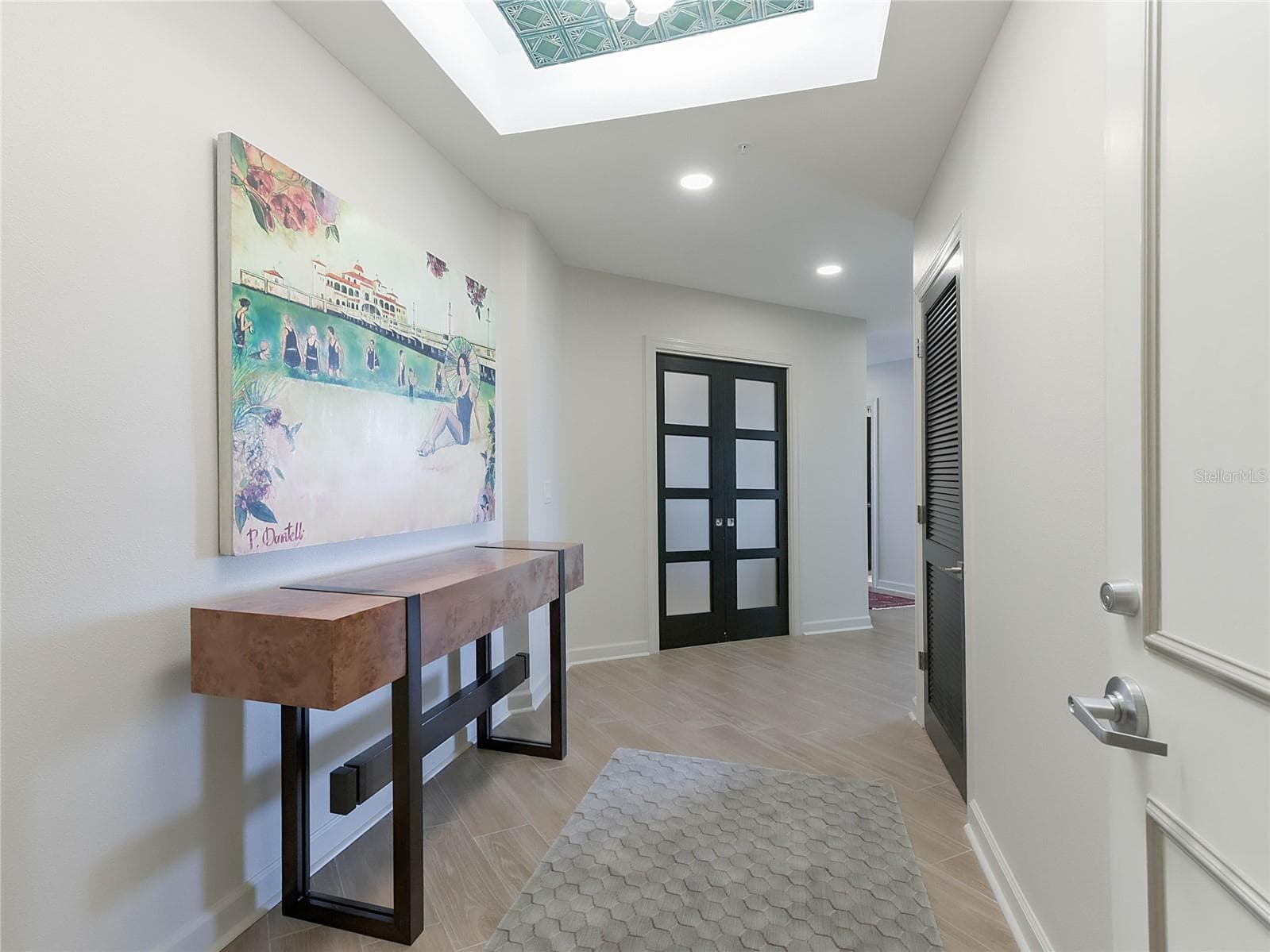 288 Beach Dr NE #6A photo 4