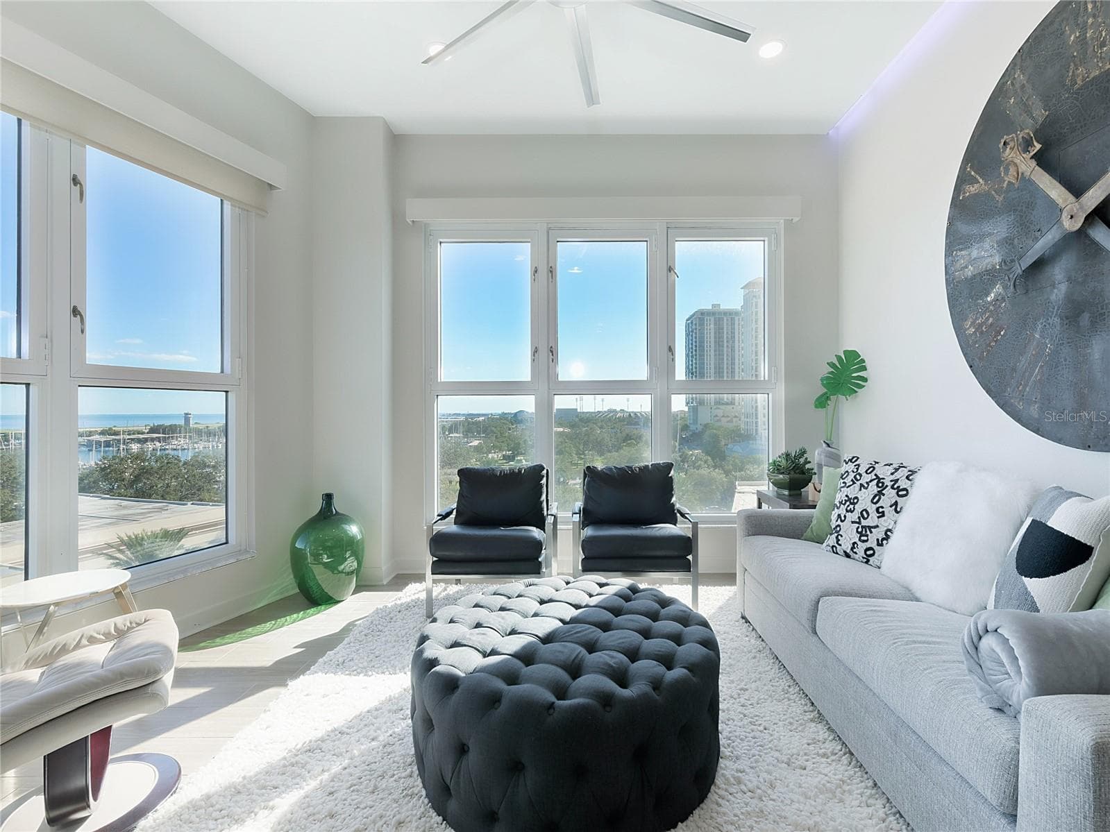 288 Beach Dr NE #6A photo 5