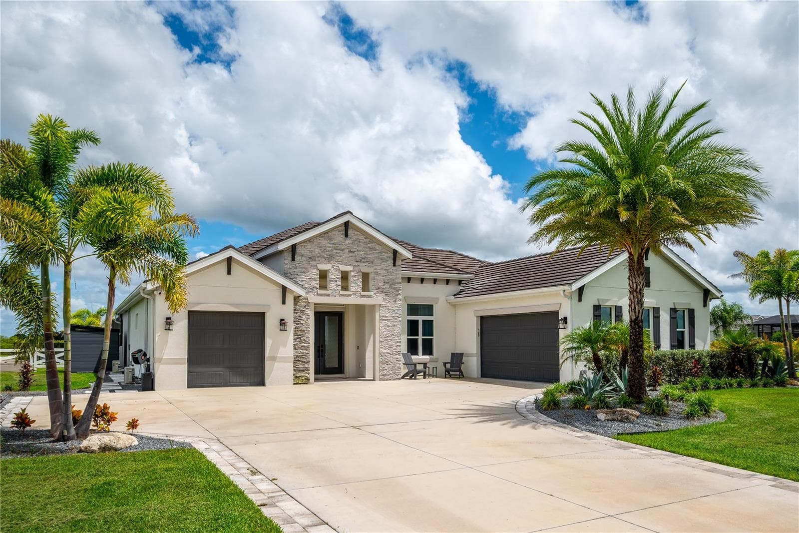 3527 Quiver CT photo 3