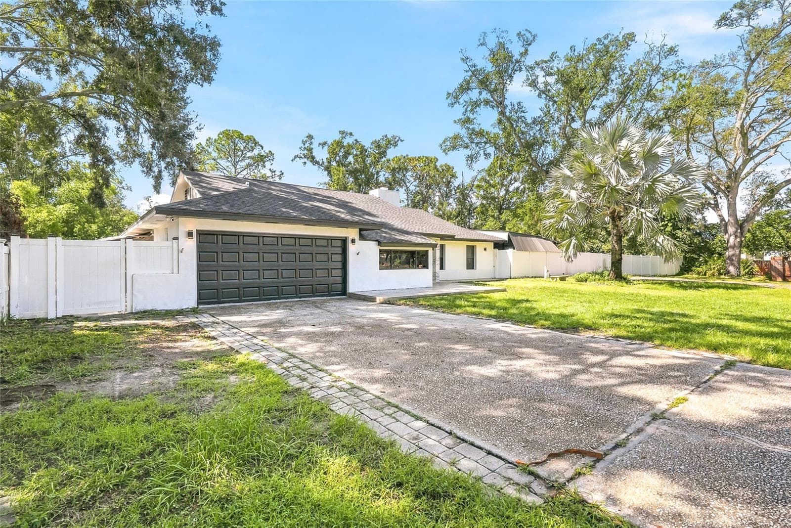 12726 Barrett Dr photo 4