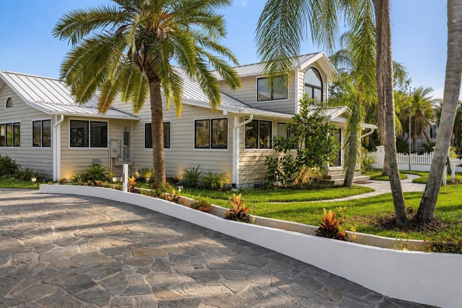 604 Norsota Way photo 5