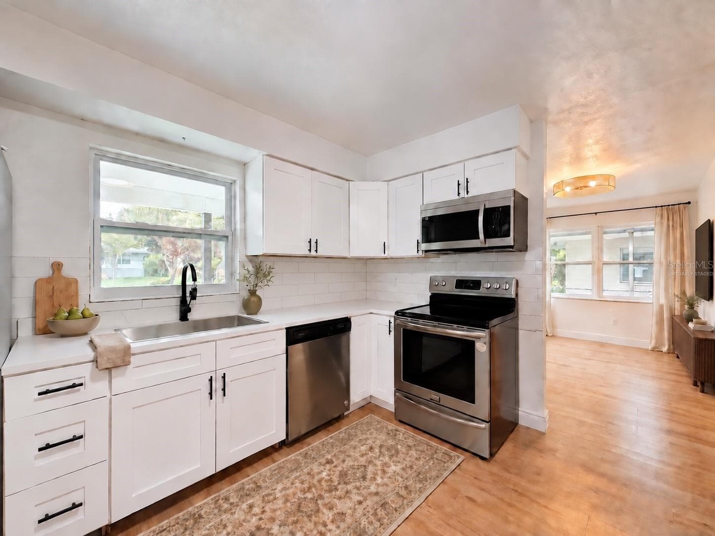 3316 W Nassau St photo 5
