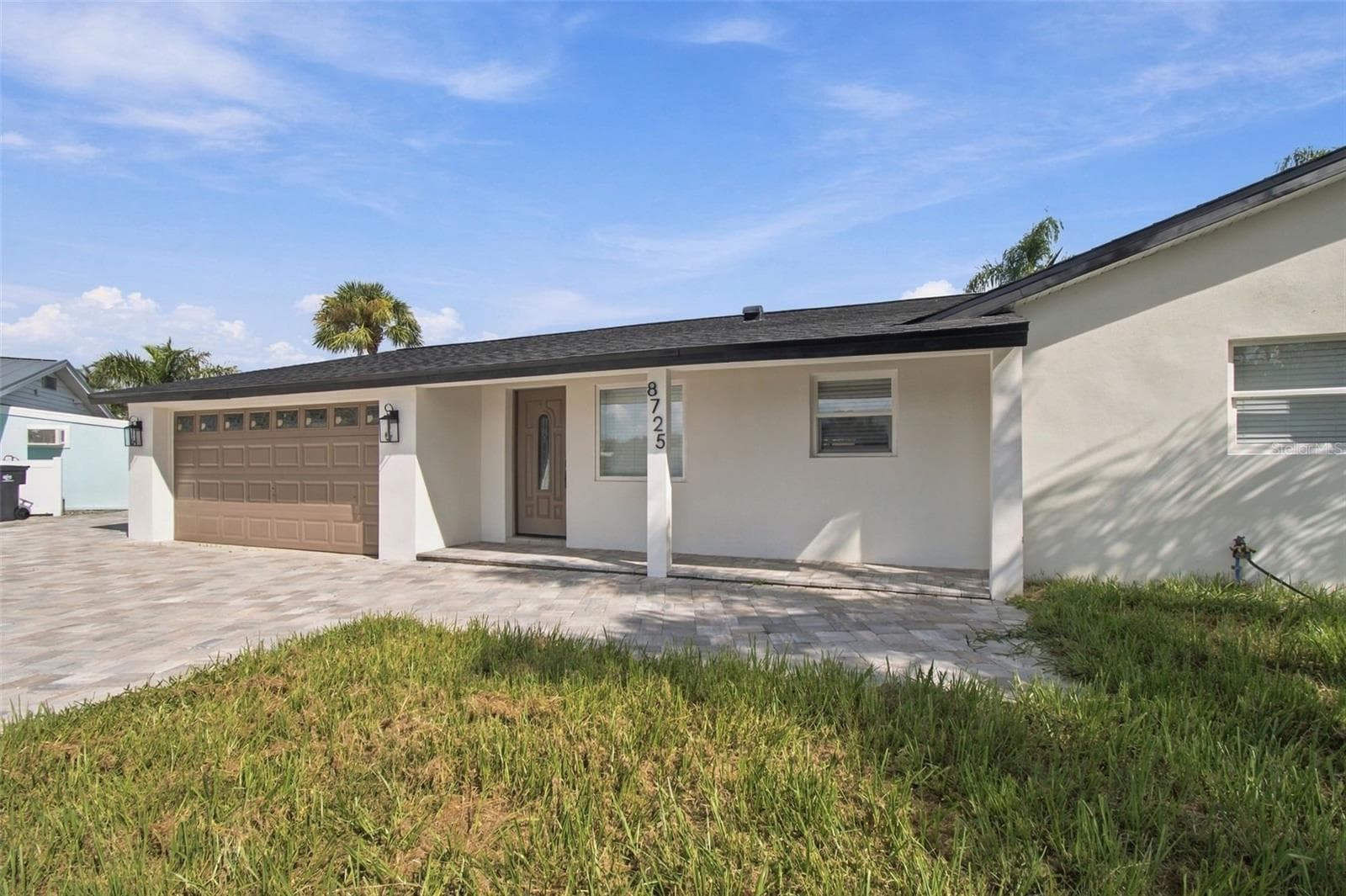 8725 Thornwood Ln photo 3