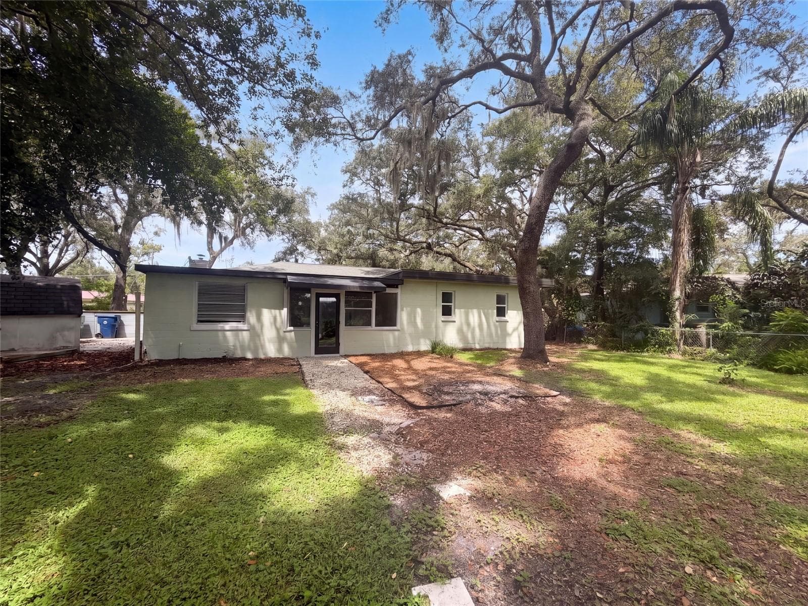 10806 W Elbow Dr photo 5