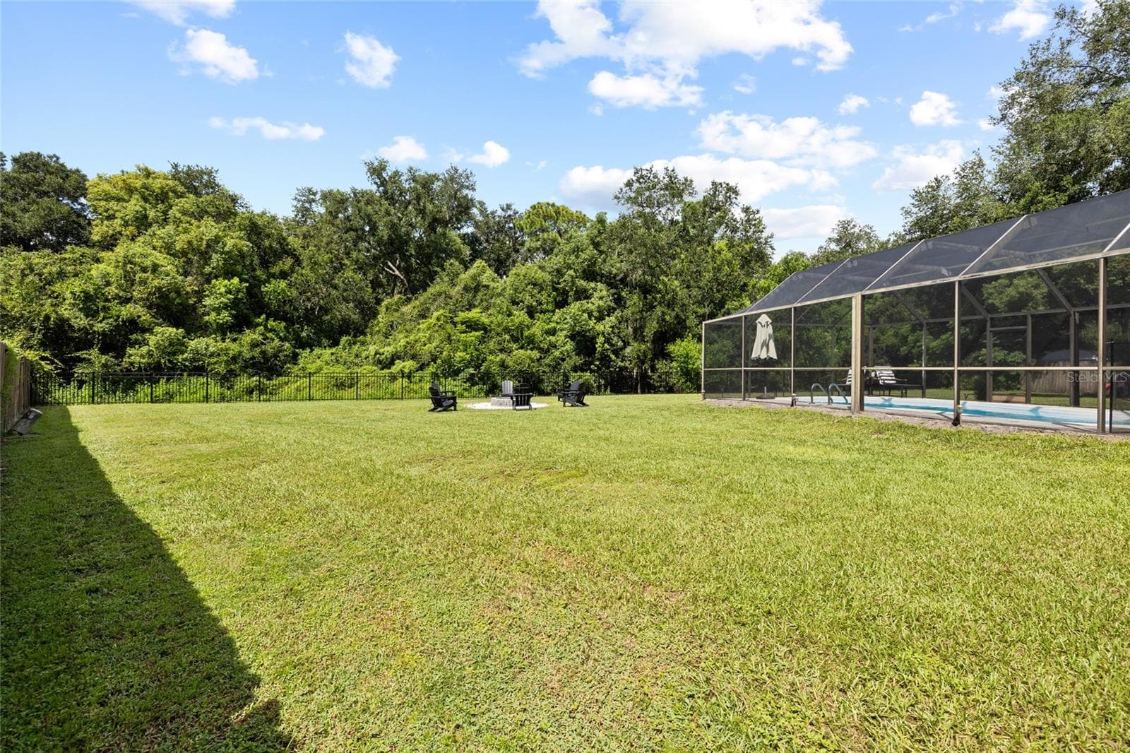 7231 Woodbrook Dr photo 4