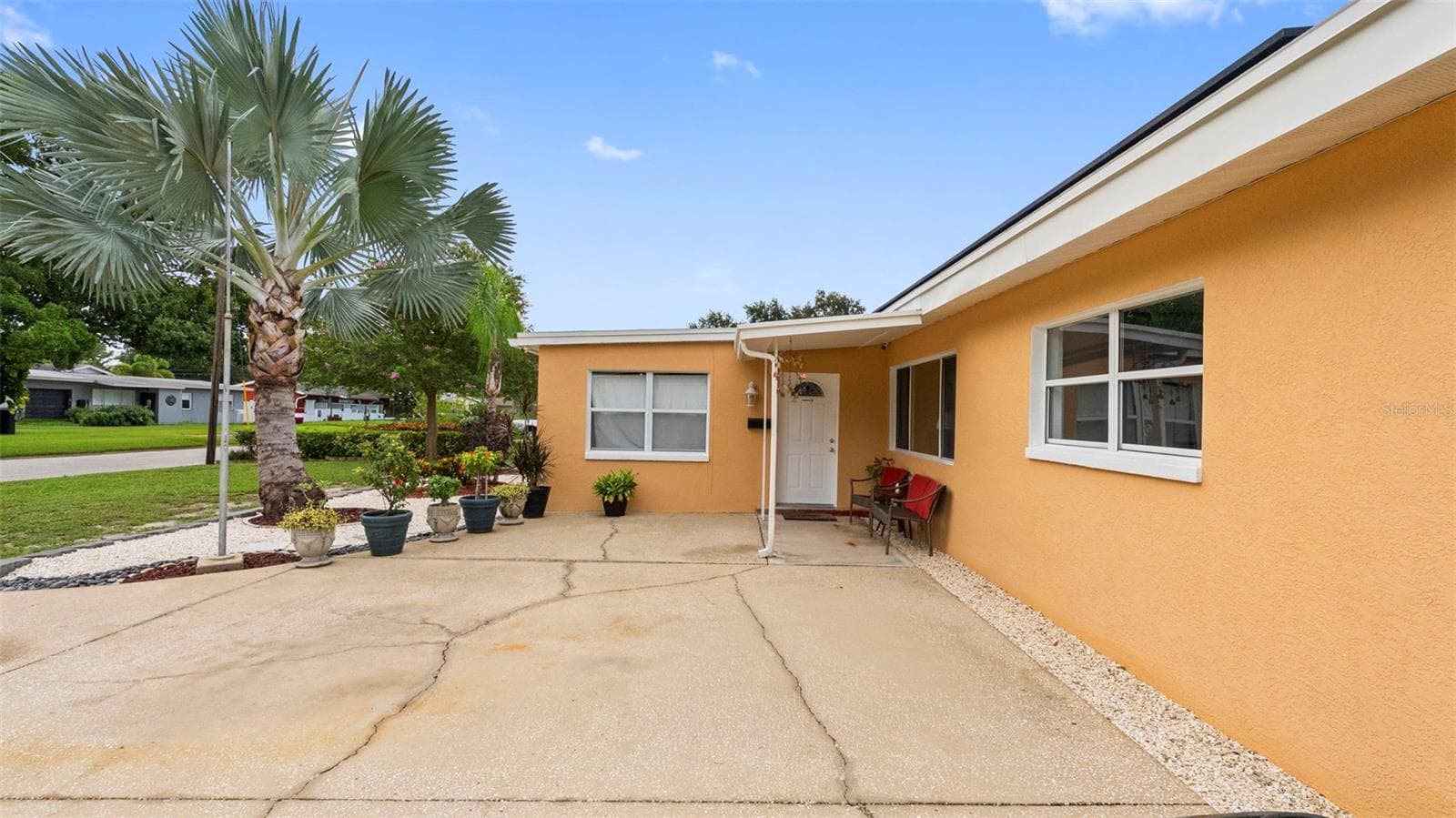 3334 70th Way N photo 4