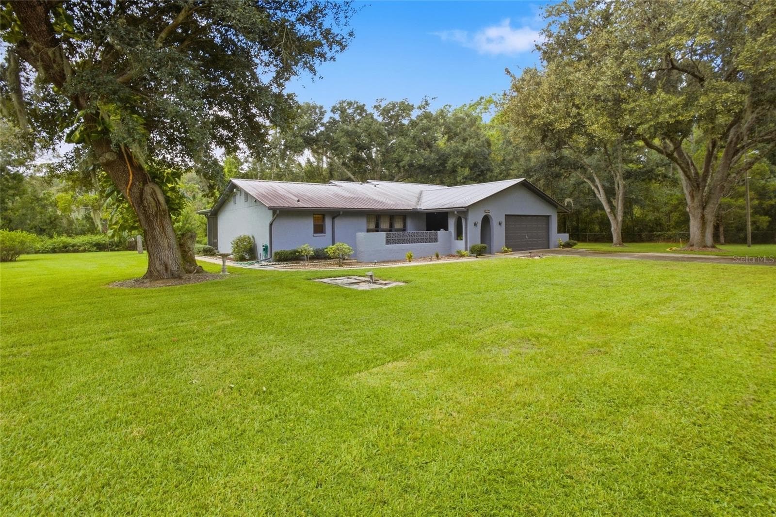 28434 Sonny Dr photo 4