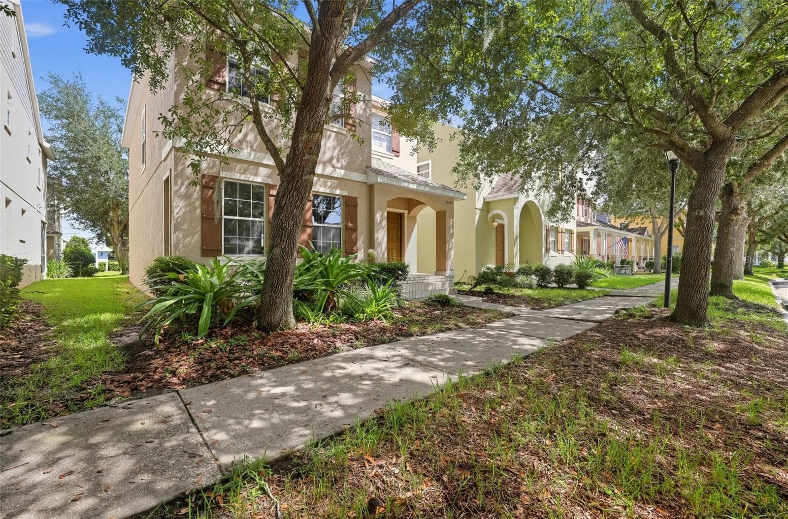 16234 Bridgewalk Dr photo 3