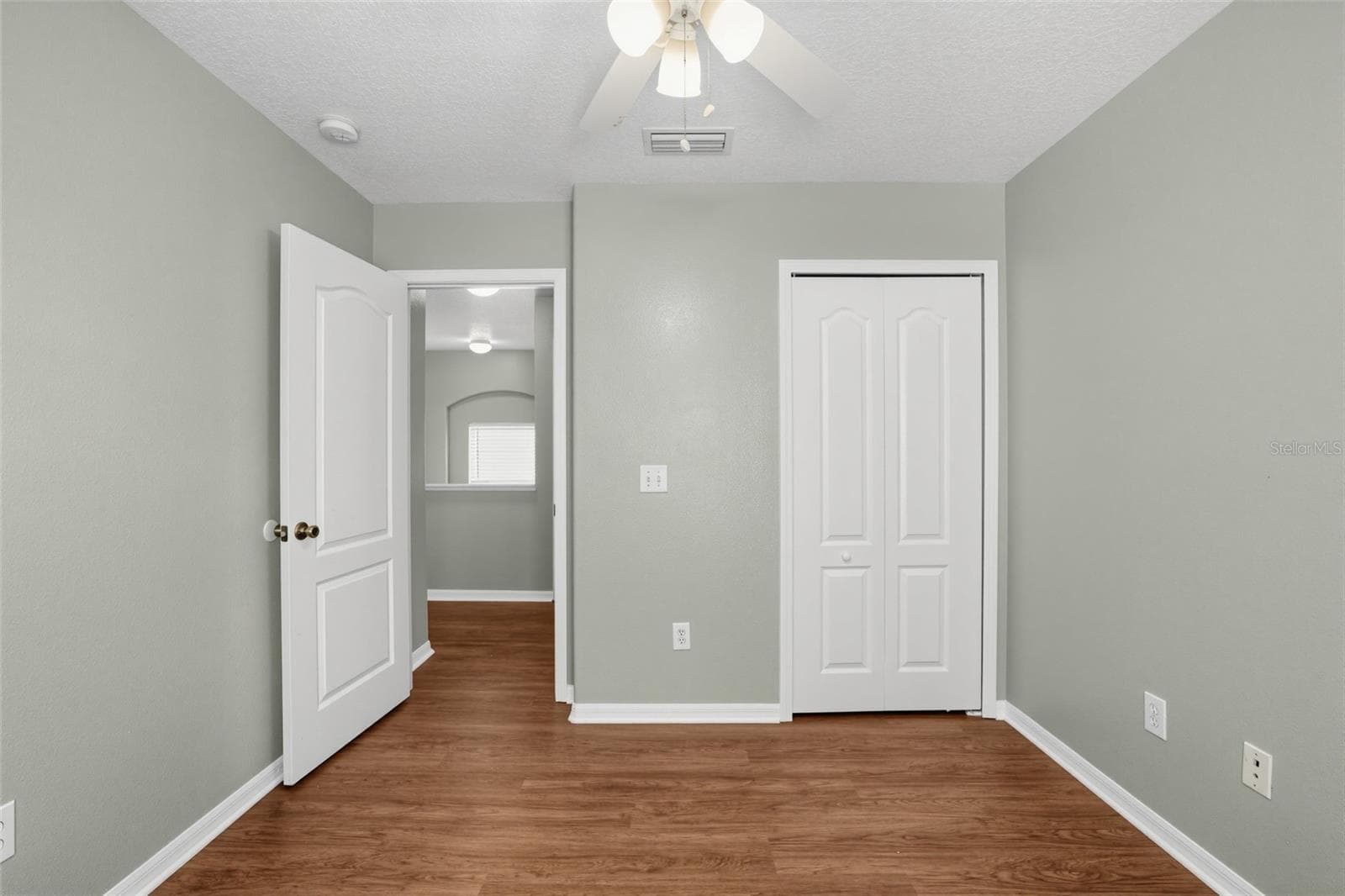 16234 Bridgewalk Dr photo 5
