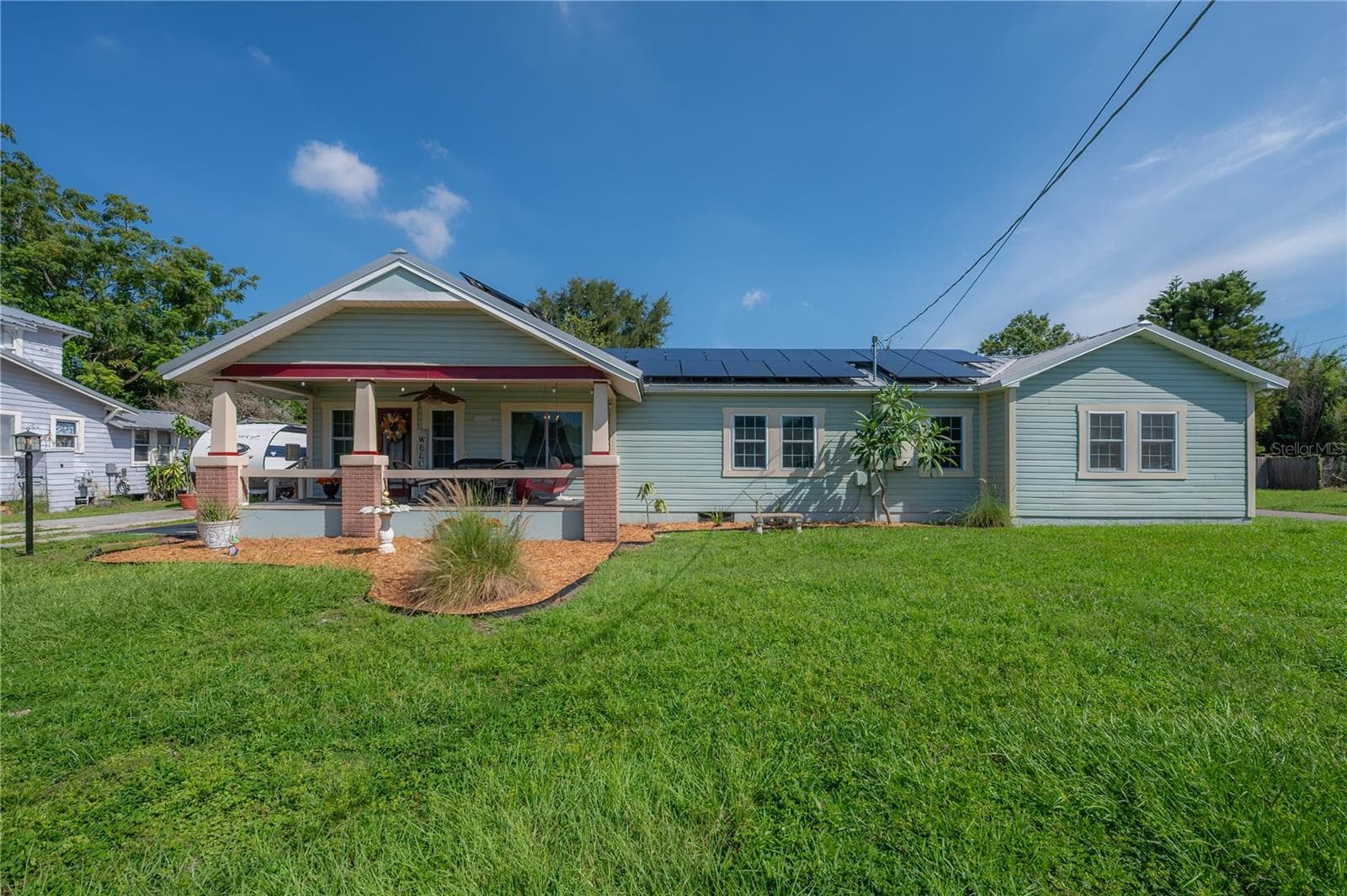 203 W Frierson Ave photo 2