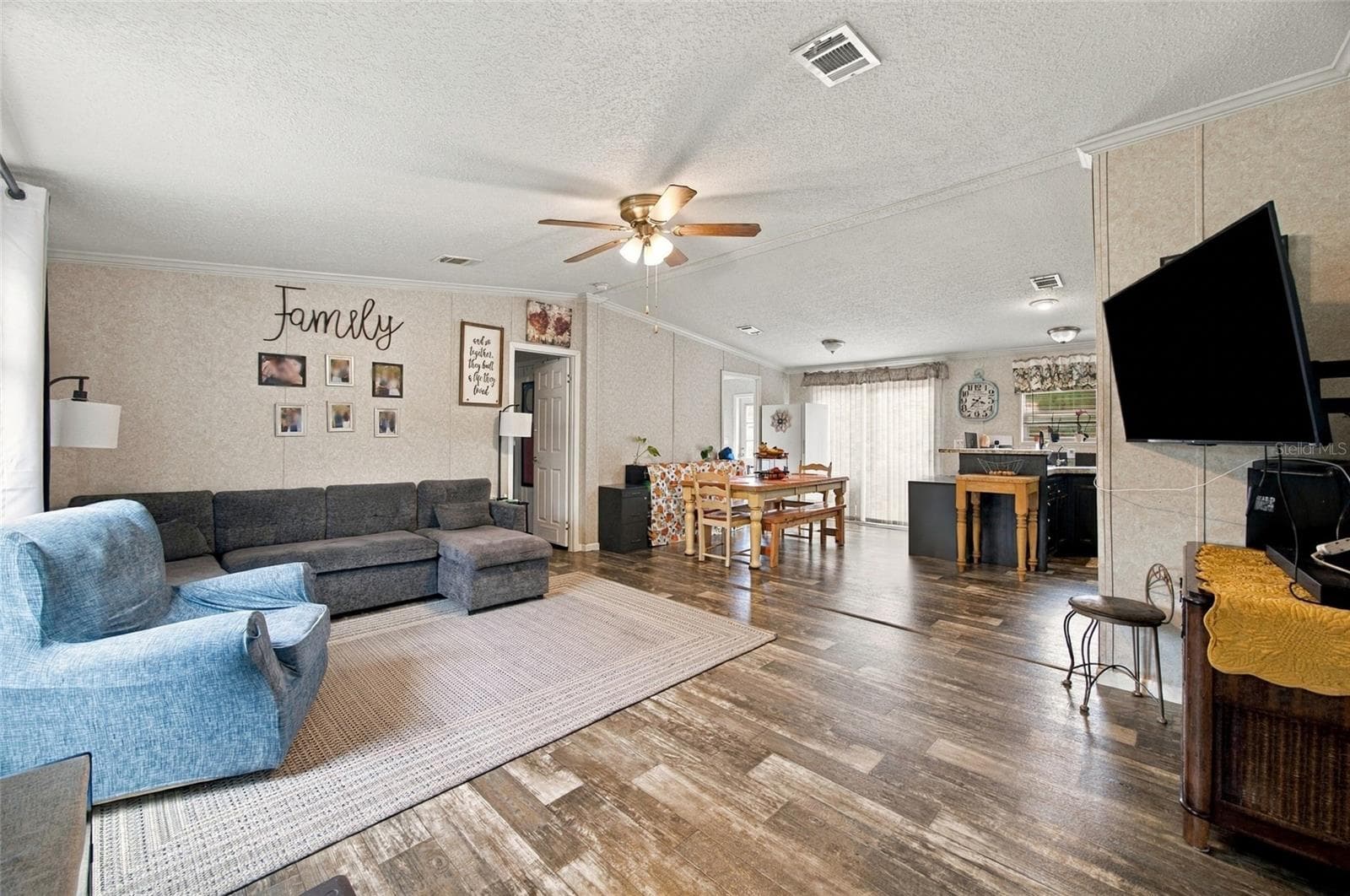 3019 Castro Estates Ln photo 3